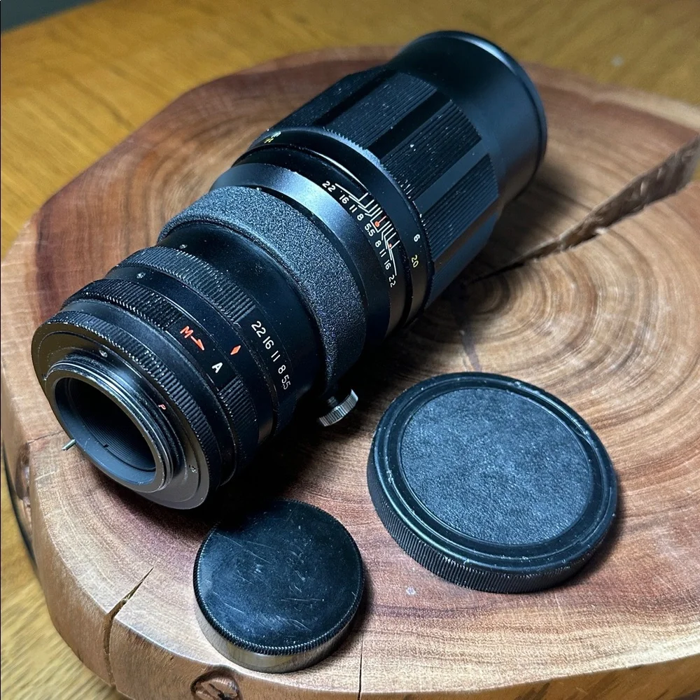 Sears 300mm f/5.5 Lens + Leather Case - M42 Mount